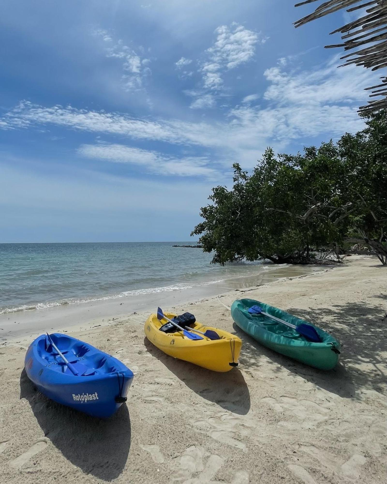 Sabai Beach Hotel Isla Barú 外观 照片