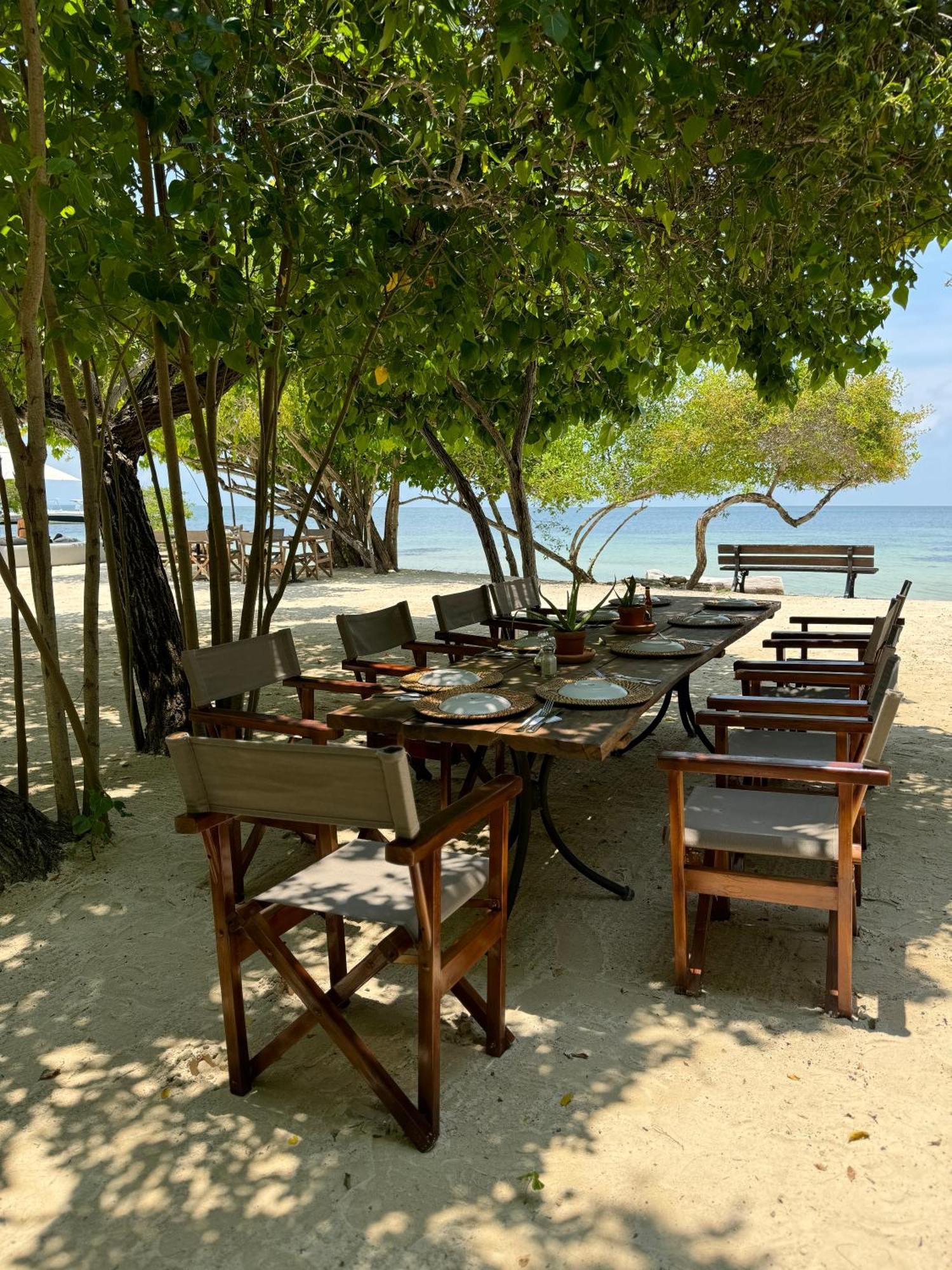 Sabai Beach Hotel Isla Barú 外观 照片