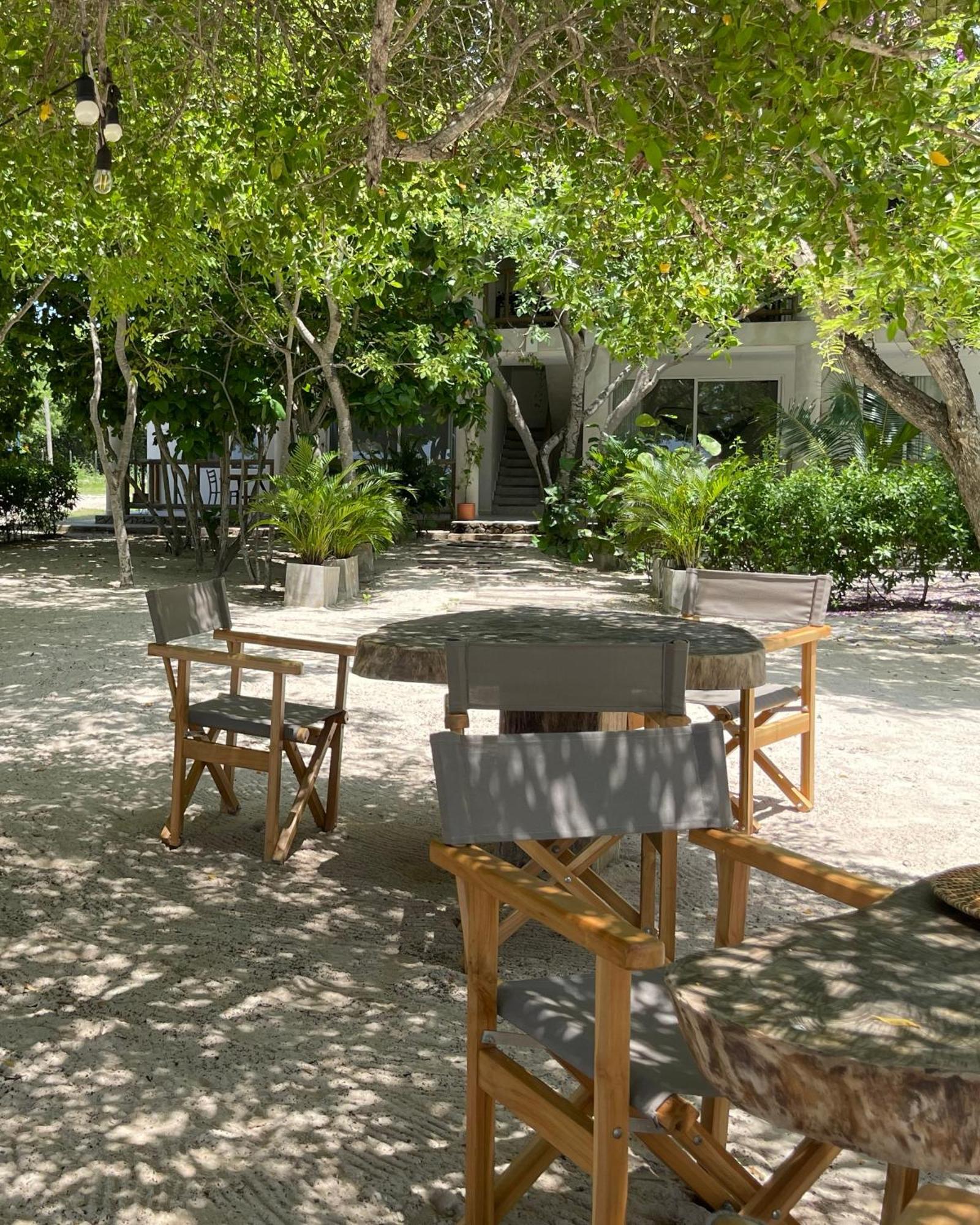 Sabai Beach Hotel Isla Barú 外观 照片