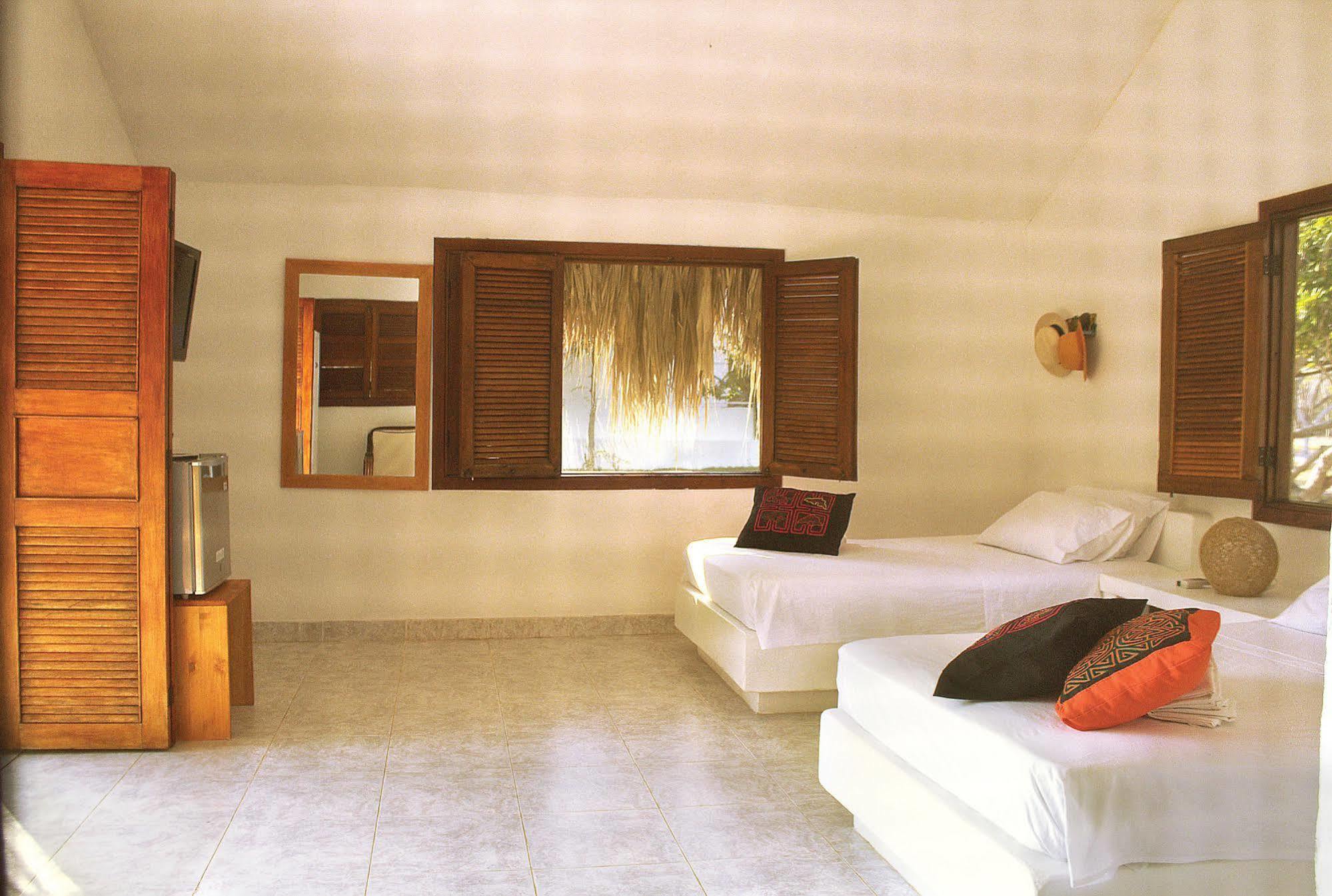 Sabai Beach Hotel Isla Barú 外观 照片