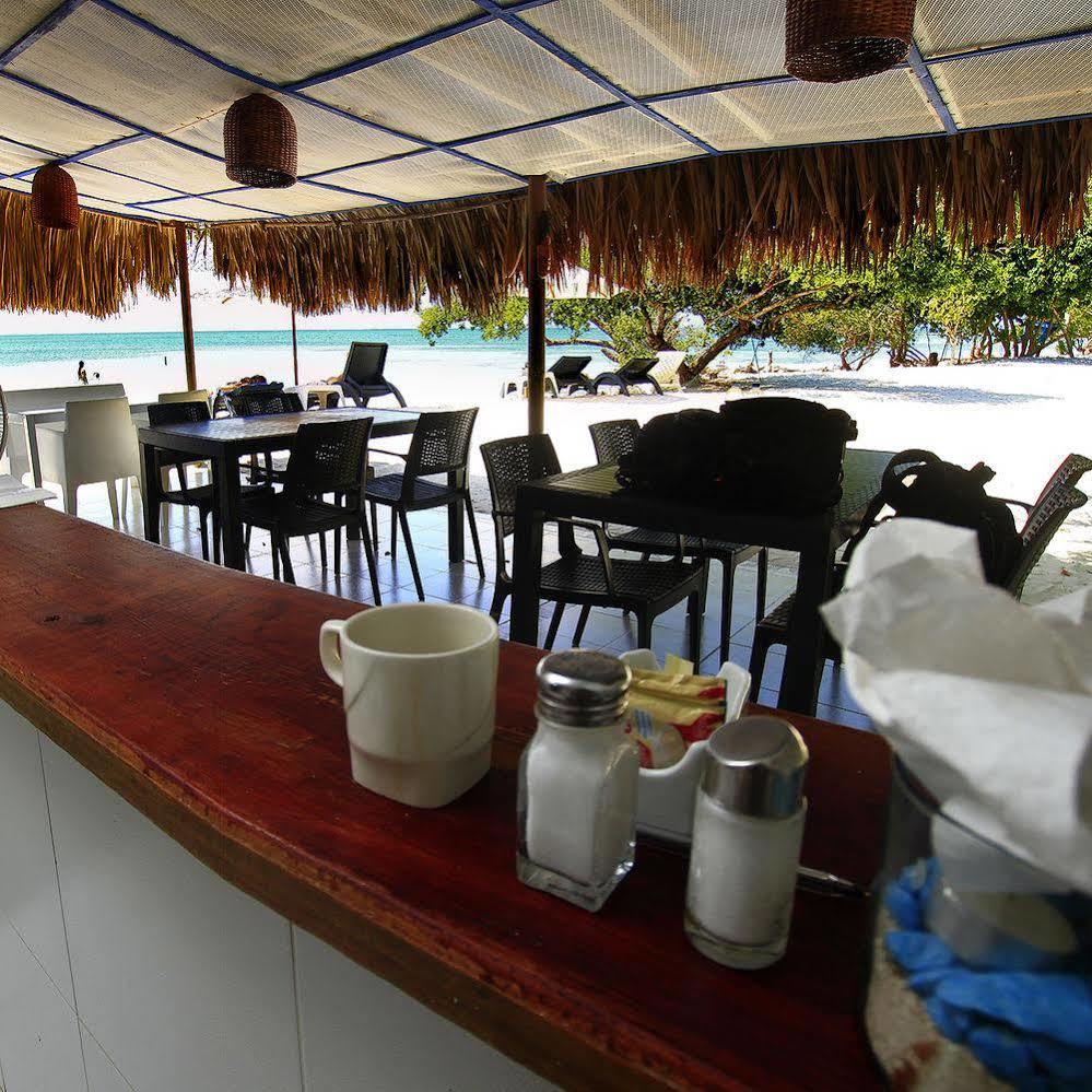 Sabai Beach Hotel Isla Barú 外观 照片