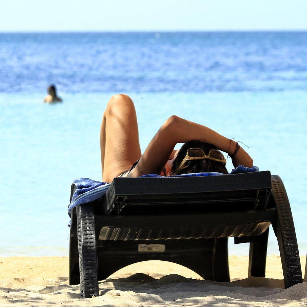 Sabai Beach Hotel Isla Barú 外观 照片